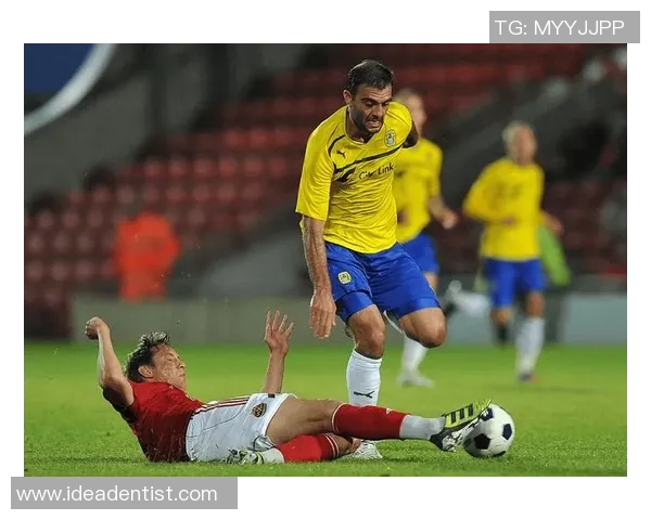 莱切成主场迎战斯旺西全力争胜期待精彩对决