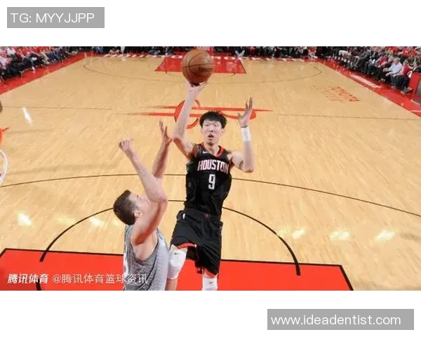 火箭队对战雷霆队周琦精彩表现视频回顾与分析